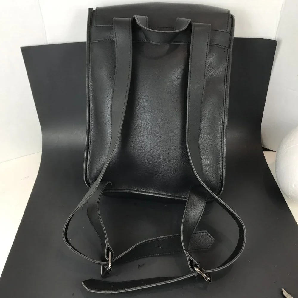 Monat Vinyl Messenger Bag